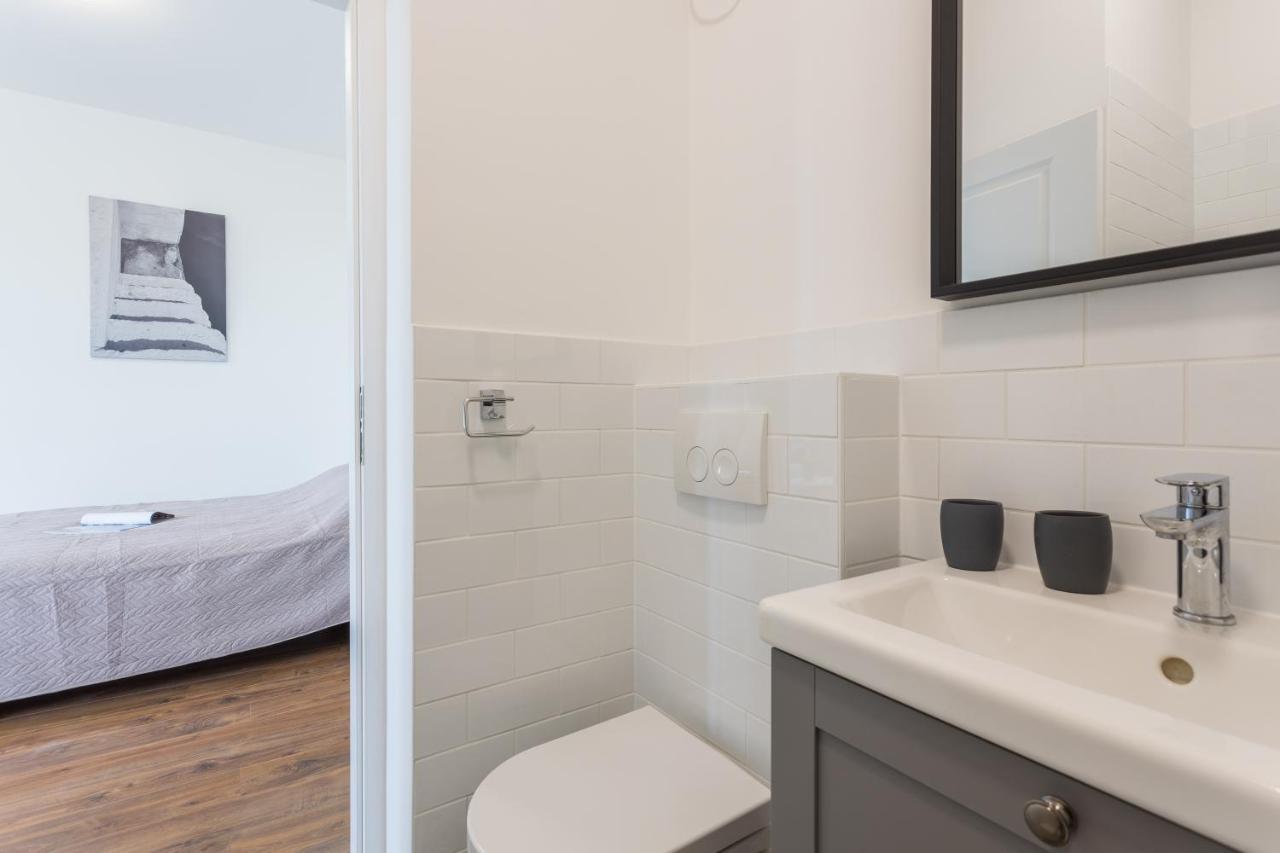 Bu2 Pula Studio Apartment Екстериор снимка